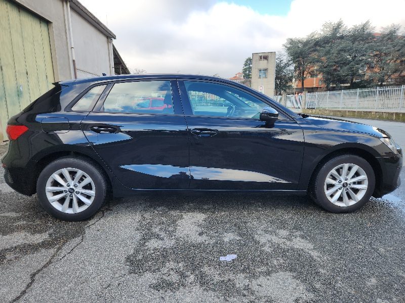 https://italmotorweb.it/NS/uploads/vehicles/audi-a3-30-sportback-2-0-tdi-116cv-5c5313.jpgCERHI IN LEGA